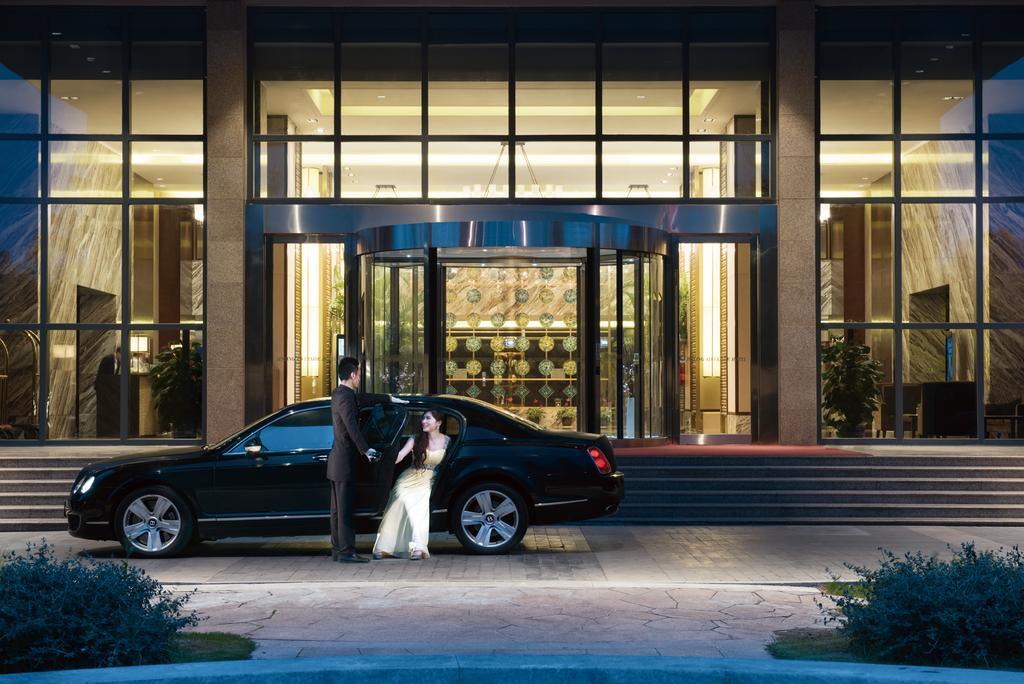 Jinling Riverside Hotel Нанкін Екстер'єр фото