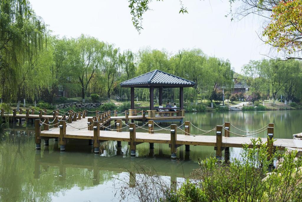 Jinling Riverside Hotel Нанкін Екстер'єр фото