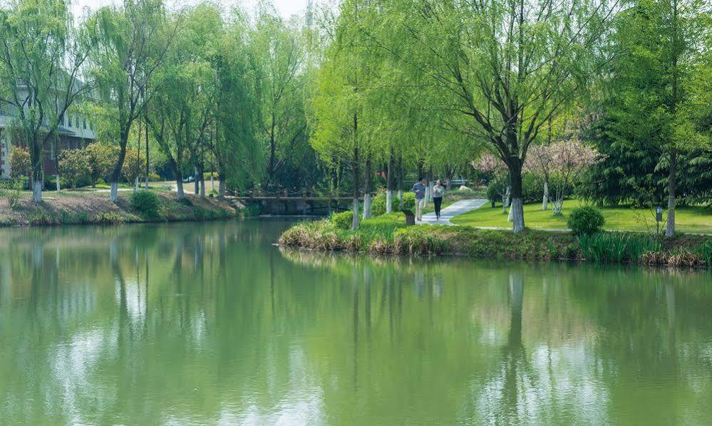 Jinling Riverside Hotel Нанкін Екстер'єр фото