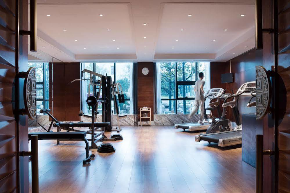 Jinling Riverside Hotel Нанкін Екстер'єр фото